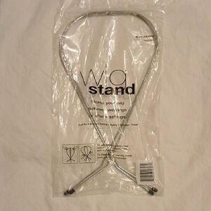 Paula Young Silver Metal Wig Stand